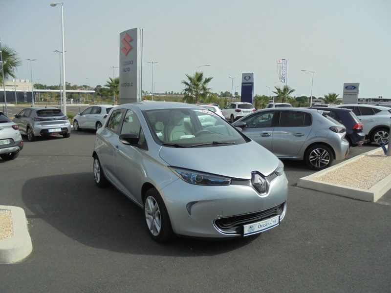 Bon plan RENAULT Zoe Life charge normale R90 MY19 occasion à 9900 €