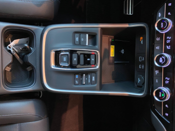 Photo 13 du bon plan HONDA CR-V 2.0 i-MMD 184ch e:PHEV Advance Tech 2WD occasion à 60990 €