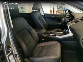 Photo 6 du bon plan LEXUS NX 300h 4WD Luxe Euro6d-T occasion à 31990 €