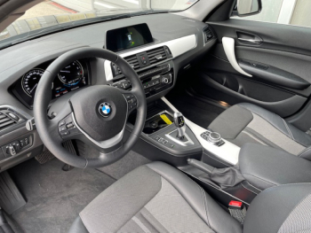 Photo 10 du bon plan BMW Série 1 116dA 116ch M Sport Ultimate 5p Euro6c occasion à 23900 €