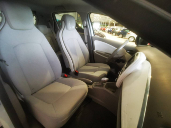 Photo 7 du bon plan RENAULT Zoe Zen charge normale R90 occasion à 10490 €