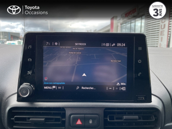 Photo 15 du bon plan TOYOTA PROACE CITY Medium 100 D-4D Business RC23 occasion à 24999 €
