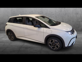 Photo 2 du bon plan BYD Dolphin 204ch - 60,4 kWh Comfort occasion à 26990 €