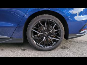 Photo 4 du bon plan BYD Han 517ch - 85 kWh Executive (Blue) occasion à 59990 €