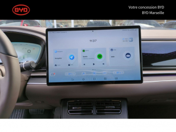 Photo 7 du bon plan BYD Han 517ch - 85 kWh Executive (White/Black/Grey) occasion à 59990 €