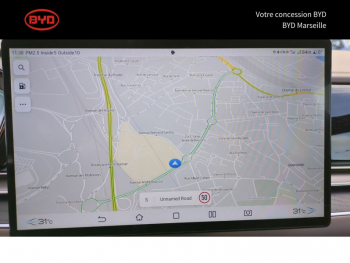 Photo 10 du bon plan BYD Han 517ch - 85 kWh Executive (White/Black/Grey) occasion à 59990 €