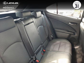 Photo 7 du bon plan LEXUS UX 250h 2WD Luxe occasion à 43900 €