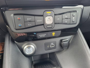 Photo 25 du bon plan NISSAN Leaf 150ch 40kWh Acenta occasion à 12690 €