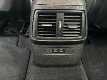 Photo 10 du bon plan BMW Série 2 ActiveTourer 225xeA 224ch Business Design occasion à 22390 €