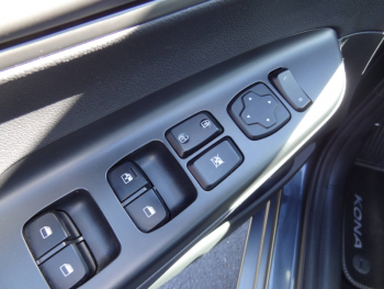 Photo 10 du bon plan HYUNDAI Kona Electric 39kWh - 136ch Intuitive occasion à 17880 €
