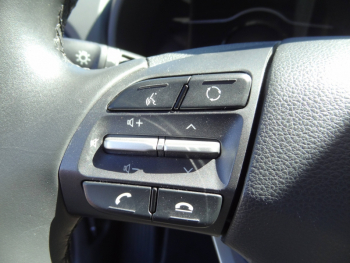 Photo 13 du bon plan HYUNDAI Kona Electric 39kWh - 136ch Intuitive occasion à 17880 €