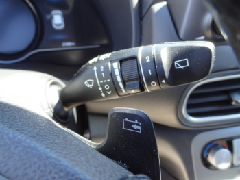 Photo 15 du bon plan HYUNDAI Kona Electric 39kWh - 136ch Intuitive occasion à 17880 €