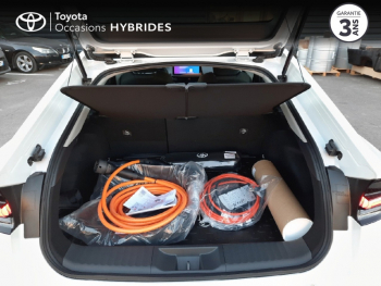 Photo 10 du bon plan TOYOTA Prius Rechargeable 2.0 Hybride Rechargeable 223ch Dynamic occasion à 39490 €
