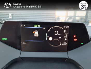 Photo 14 du bon plan TOYOTA Prius Rechargeable 2.0 Hybride Rechargeable 223ch Dynamic occasion à 39490 €