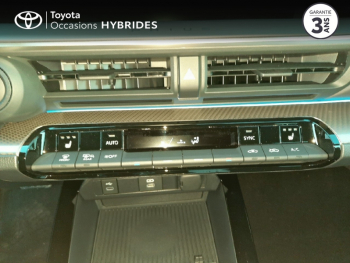 Photo 21 du bon plan TOYOTA Prius Rechargeable 2.0 Hybride Rechargeable 223ch Dynamic occasion à 39490 €