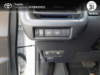 Photo 23 du bon plan TOYOTA Prius Rechargeable 2.0 Hybride Rechargeable 223ch Dynamic occasion à 39490 €