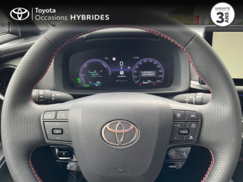 Photo 13 du bon plan TOYOTA C-HR 2.0 Hybride Rechargeable 225ch GR Sport occasion à 44090 €