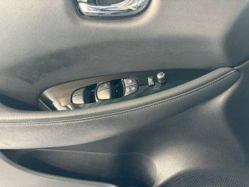 Photo 6 du bon plan NISSAN Leaf 150ch 40kWh N-Connecta 19 occasion à 14190 €