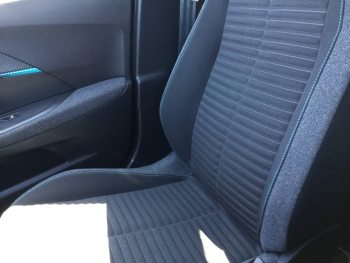 Photo 14 du bon plan PEUGEOT 2008 1.2 PureTech 130ch S&S Style occasion à 15890 €