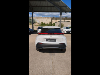 Photo 3 du bon plan TOYOTA C-HR 1.8 140ch Design occasion à 33290 €