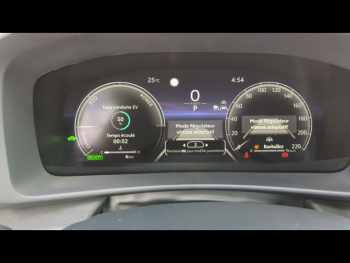 Photo 21 du bon plan TOYOTA C-HR 1.8 140ch Design occasion à 33290 €
