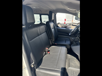 Photo 13 du bon plan PEUGEOT Expert 2.0 BlueHDi 150ch S&S Long 9 places occasion à 23980 €
