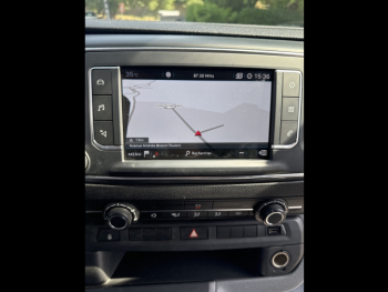 Photo 17 du bon plan PEUGEOT Expert 2.0 BlueHDi 150ch S&S Long 9 places occasion à 23980 €