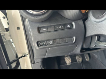 Photo 15 du bon plan NISSAN Juke 1.0 DIG-T 114ch Acenta 2021.5 occasion à 15990 €