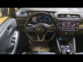 Photo 8 du bon plan NISSAN Leaf 150ch 40kWh Tekna 2018 occasion à 16600 €