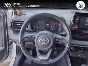 Photo 9 du bon plan TOYOTA Yaris 116h Dynamic Business 5p MY22 occasion à 19850 €