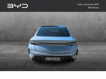 Photo 2 du bon plan BYD Seal 313ch - 82,5 kWh Design occasion à 42990 €