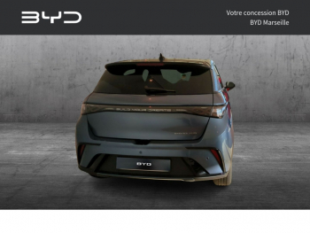 Photo 2 du bon plan BYD Dolphin DESIGN JET BLACK / ATLANTIS GREY occasion à 28990 €