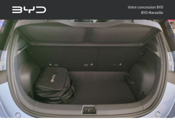 Photo 11 du bon plan BYD Dolphin DESIGN JET BLACK / ATLANTIS GREY occasion à 28990 €