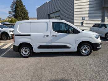 Photo 7 du bon plan OPEL Combo Cargo VUL L1H1 Standard 1.5 100ch S&S Pack Clim soit 11544 HT occasion à 13853 €