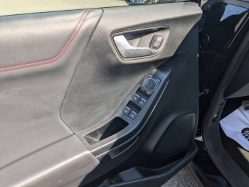 Photo 9 du bon plan FORD Puma 1.0 EcoBoost 125ch ST-Line X DCT7 6cv occasion à 21901 €