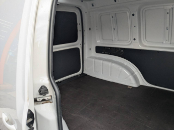 Photo 6 du bon plan VOLKSWAGEN Caddy Van VUL 1.4 TSI 130ch Business Line DSG7 occasion à 15490 €