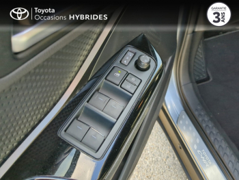 Photo 24 du bon plan TOYOTA C-HR 122h Edition 2WD E-CVT MY22 occasion à 23900 €