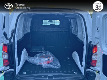 Photo 10 du bon plan TOYOTA PROACE CITY Electric Medium 50 kWh Business MC23 occasion à 27490 €