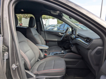 Photo 18 du bon plan FORD Kuga 2.5 Duratec 190ch FHEV E85 ST-Line Business BVA occasion à 27901 €