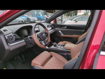 Photo 5 du bon plan BYD Tang 517ch - 86 kWh Flagship (Red) occasion à 49800 €