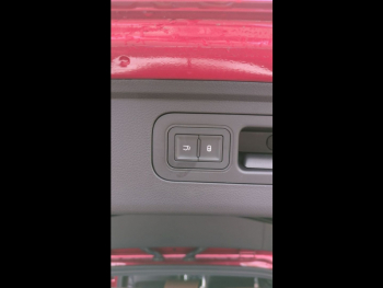 Photo 17 du bon plan BYD Tang 517ch - 86 kWh Flagship (Red) occasion à 49800 €