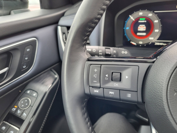 Photo 26 du bon plan NISSAN Qashqai e-POWER 190ch Tekna+ occasion à 34990 €