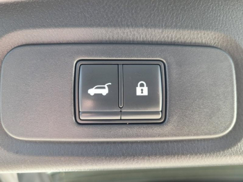 Photo 14 du bon plan NISSAN Qashqai 1.3 Mild Hybrid 158ch Tekna+ Xtronic occasion à 26780 €