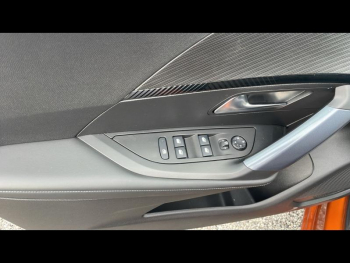 Photo 6 du bon plan PEUGEOT 2008 e-2008 136ch Allure Pack occasion à 16190 €