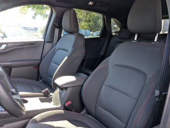 Photo 18 du bon plan FORD Kuga 2.5 Duratec 190ch FHEV ST-Line BVA occasion à 27901 €