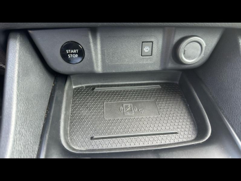 Photo 18 du bon plan NISSAN Qashqai e-POWER 190ch Business Edition 2022 occasion à 31990 €