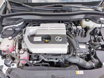 Photo 24 du bon plan LEXUS UX 250h 2WD Pack occasion à 21885 €