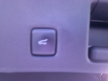 Photo 18 du bon plan FORD Kuga 2.5 Duratec 190ch FHEV ST-Line BVA i-AWD occasion à 32900 €