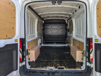 Photo 12 du bon plan FORD Transit 2T Fg VUL T310 L3H2 2.0 EcoBlue 130ch Trend Business occasion à 15990 €