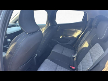 Photo 13 du bon plan RENAULT Clio 1.0 TCe 100ch Evolution GPL occasion à 15290 €